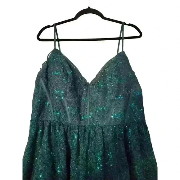 Jules And Cleo Green Lace Mini A Line Dress Spaghetti Strap Scalloped Neckline - Picture 5 of 14